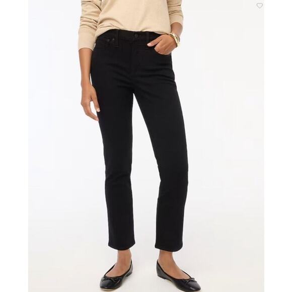 NWT J.Crew Essential Straight Leg Jean in All Day Stretch Black Size 28P Petite - Picture 1 of 7